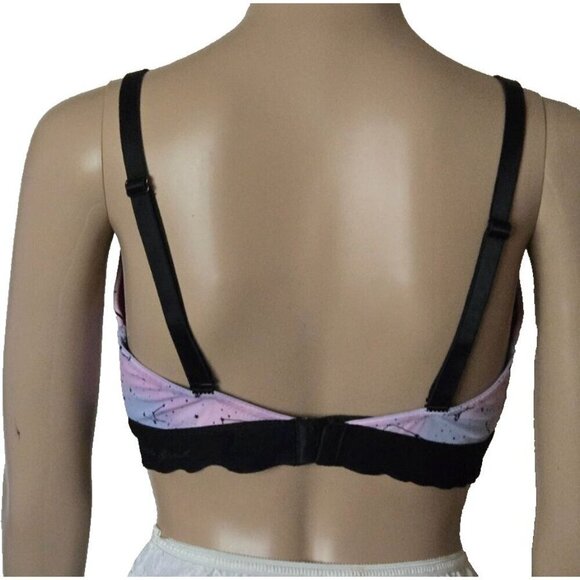 PINK Victoria's Secret Bra Wear Everywhere Wireless Lightly Lined size 36DD - Picture 4 of 8